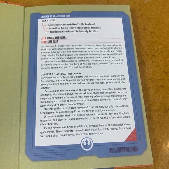 Star Wars :The Rebel Files book - Picture 3 of 3